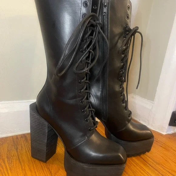 靴 dollskill darker wavs boots Womens Twill Velcro Platform Boots Darker Waves - Gray